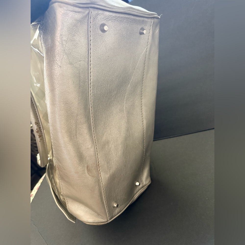 Burberry metallic leather trim pvc bag - Picture 11 of 14